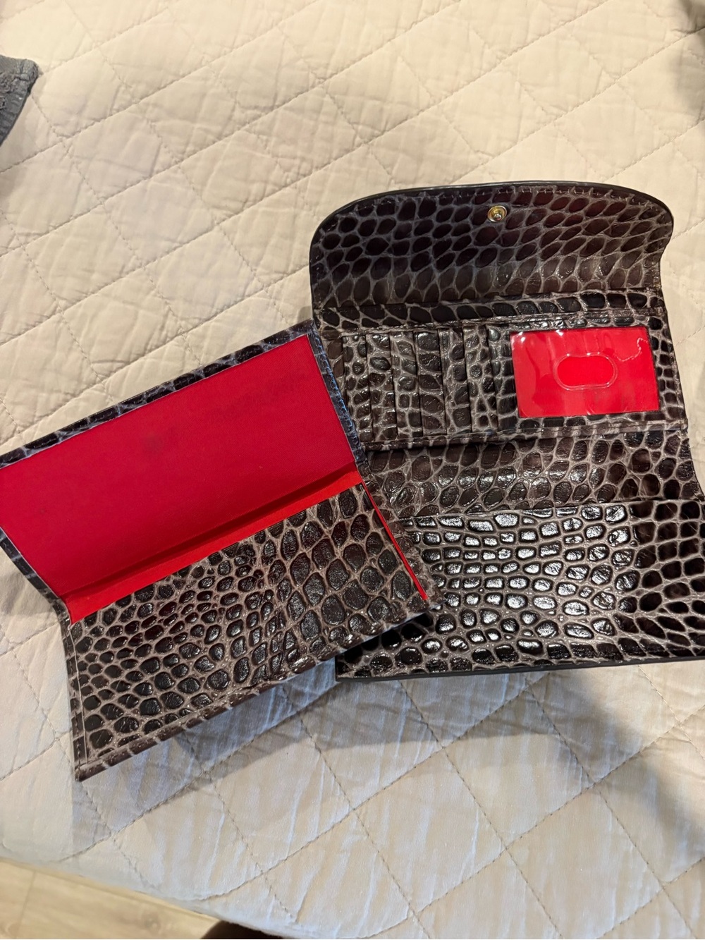 Dooney & Bourke Black Croc-Embossed Shoulder Bag with Brown Trim w/Wallet - Picture 7 of 12
